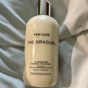 NIB tan-luxe THE GRADUAL Illuminating Gradual Tan Lotion 2/$40